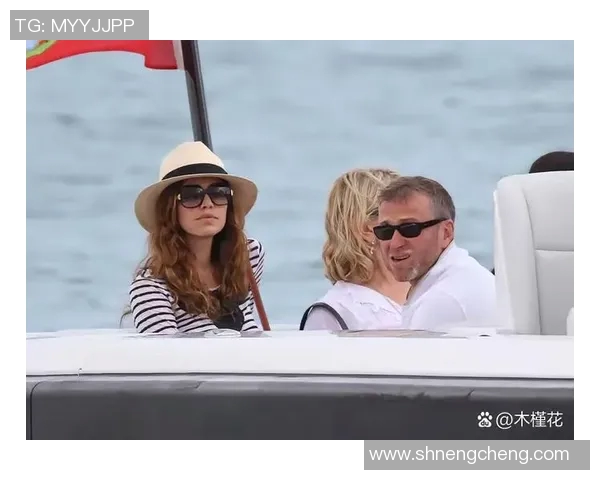 足球明星的爱妻们在土耳其的短暂生活记录与精彩瞬间分享 足球明星的爱妻们在土耳其的短暂生活记录与精彩瞬间分享