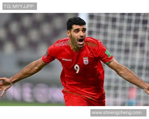 伊朗足球明星在1998年世界杯的辉煌表现与传奇故事回顾 伊朗足球明星在1998年世界杯的辉煌表现与传奇故事回顾